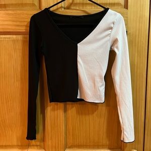 Long sleeve crop top